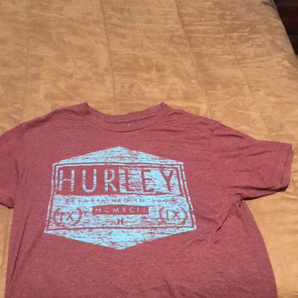 Hurley tee
